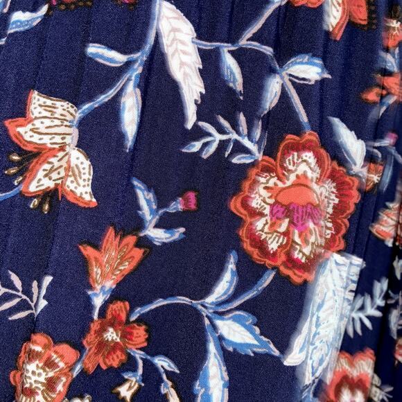 Old Navy Maxi Dress Women's Size Medium Blue Floral Ruffle Bottom * - Picture 6 of 9